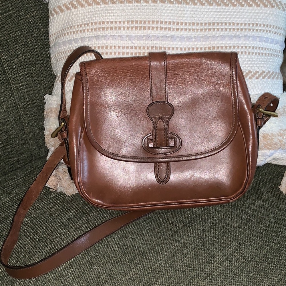 Vintage high quality leather Dooney& Bourke